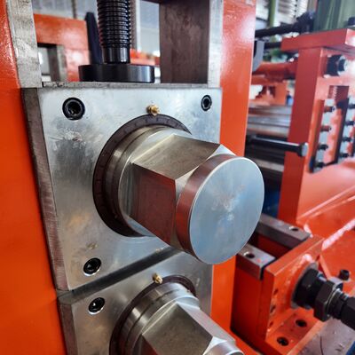 Satılık Otomatik Braket Raf Şekillendirme Makinesi